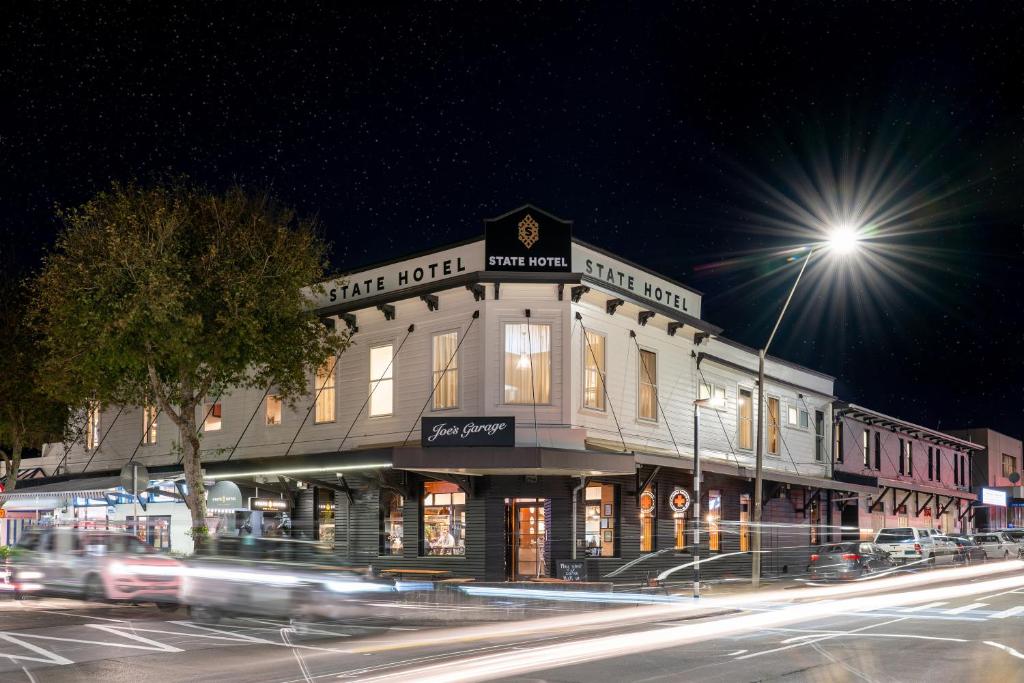 The State Hotel in New Plymouth