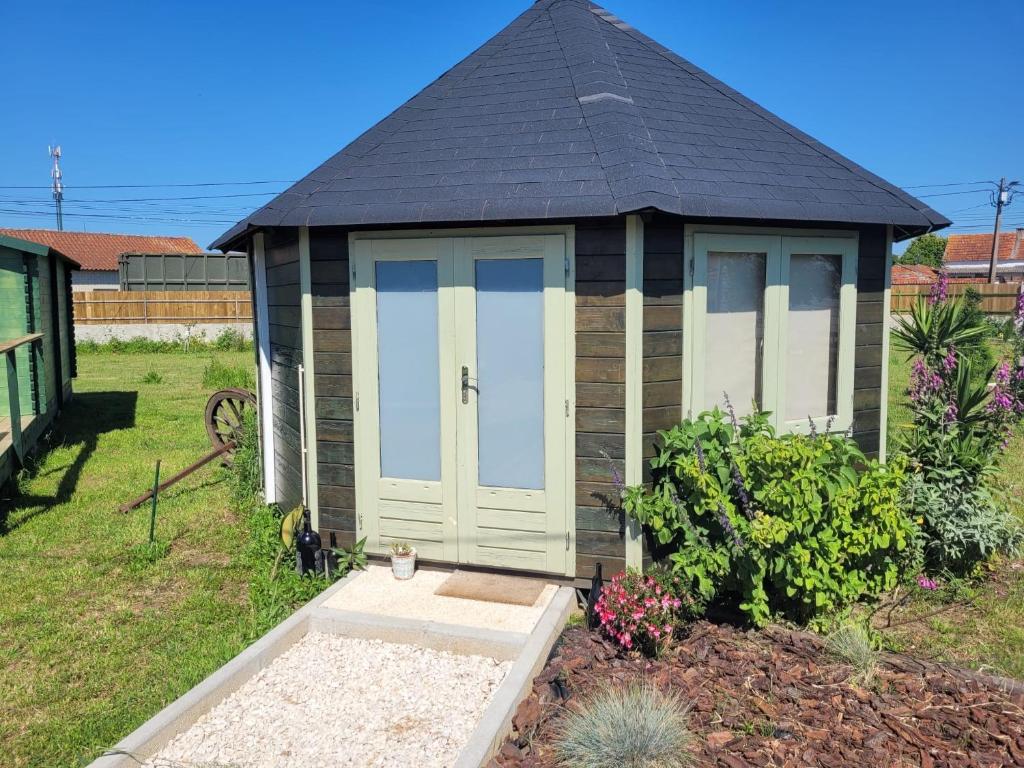 The Vie Llage - Authorial Suites Bungalows in Vagos