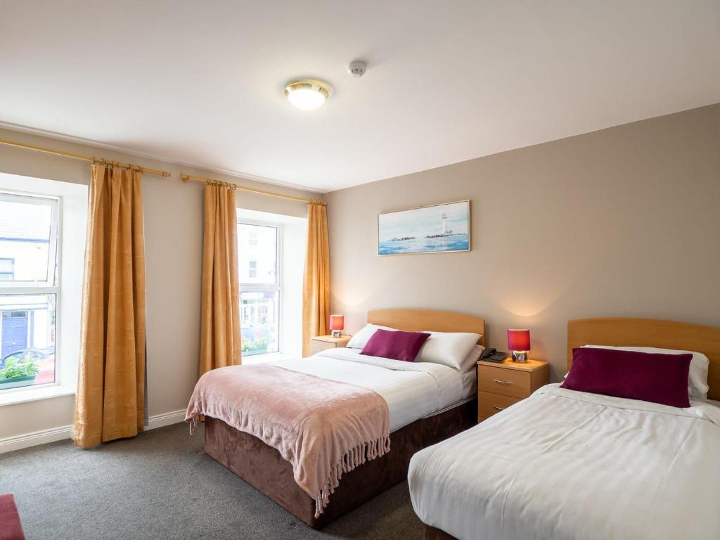 The Woodfield Hotel in Clifden