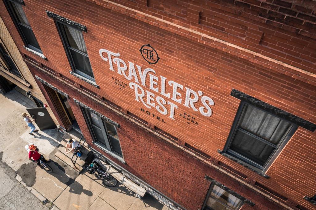 Traveler's Rest Hotel in Pittsburgh
