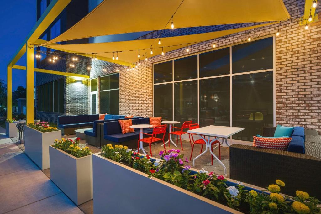 Tru By Hilton Charlotte Tyvola I-77 in Charlotte