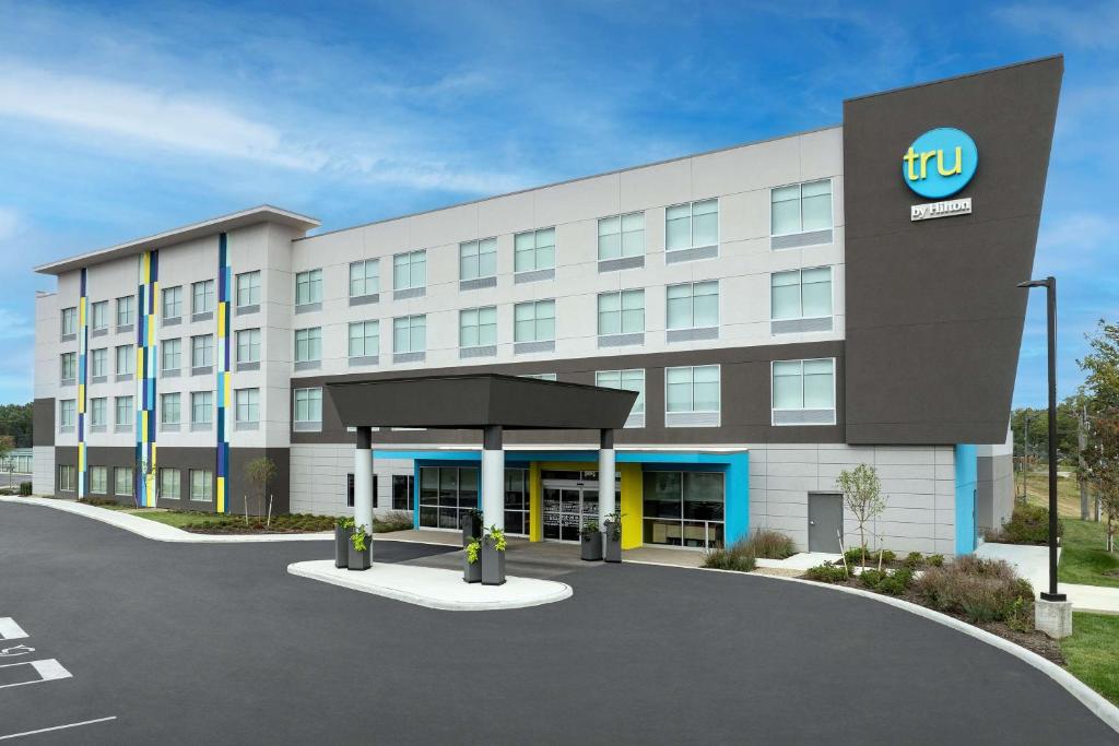 Tru By Hilton Columbus East Broad in Columbus