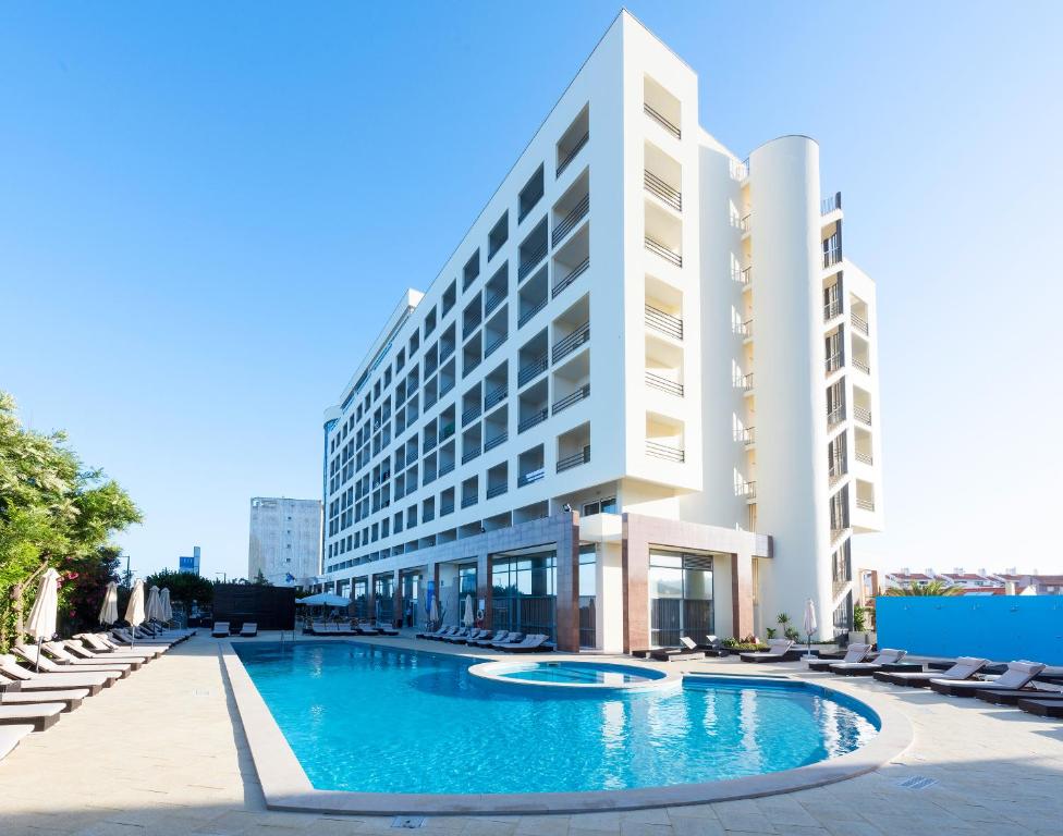TRYP by Wyndham Lisboa Caparica Mar in Costa da Caparica