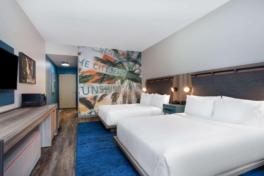 TRYP by Wyndham Orlando in Orlando