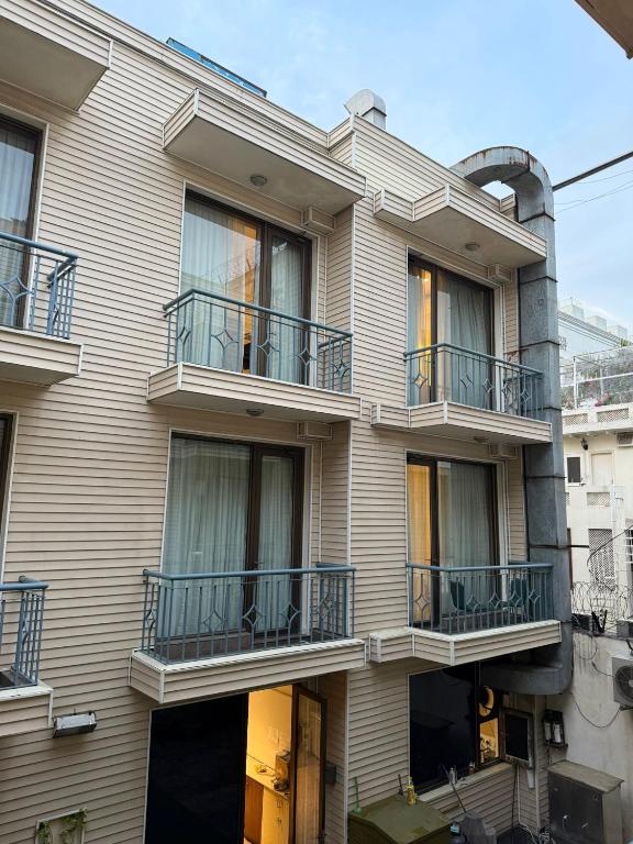 UDS Villa Scandinavian in Delhi
