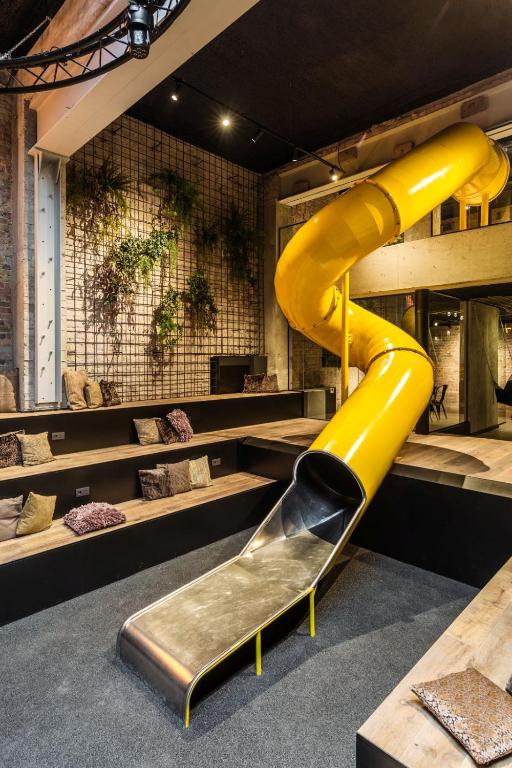 Upstairs Hotel in Ostend
