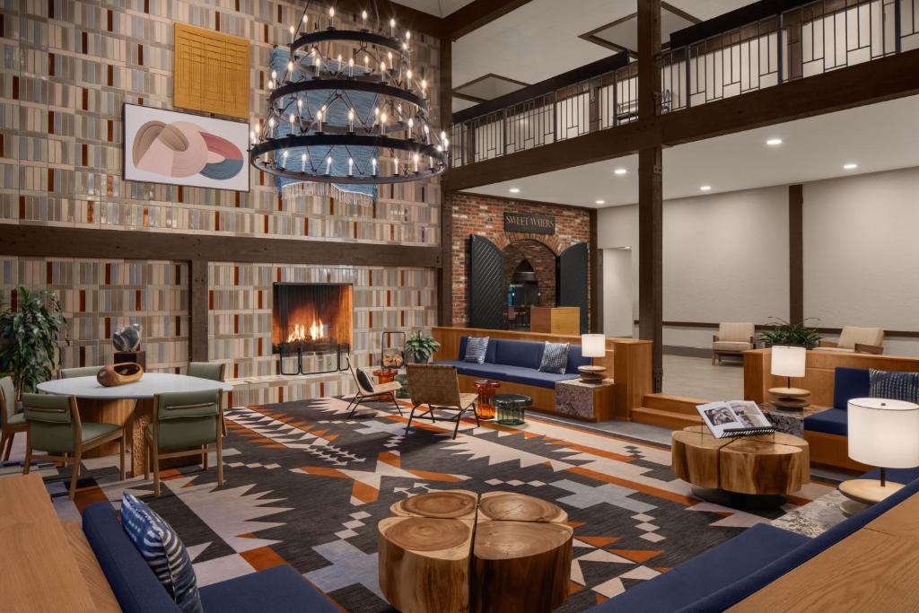 Valley River Inn in Eugene