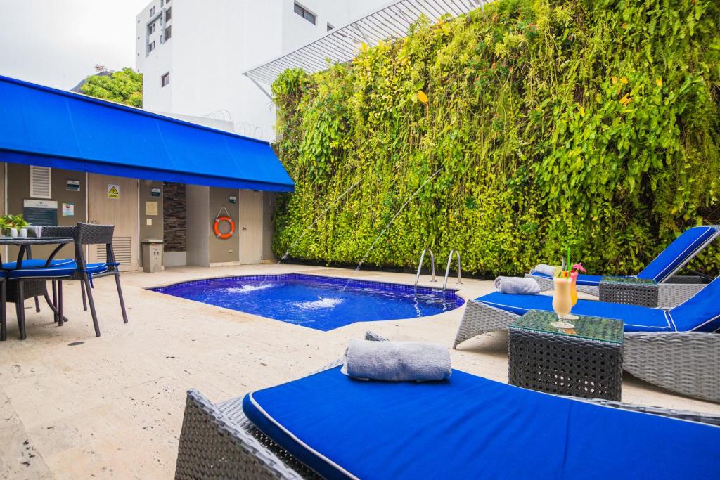 Varanasi Hotel Boutique Aeropuerto in Cartagena