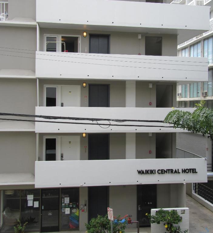 Waikiki Central Hotel - No Resort Fees in Honolulu
