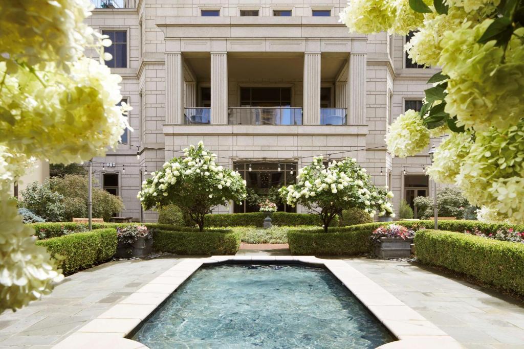 Waldorf Astoria Atlanta Buckhead in Atlanta