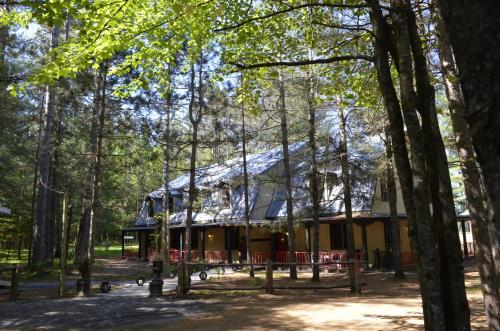 Auberge le Cosy Tremblant in La Conception