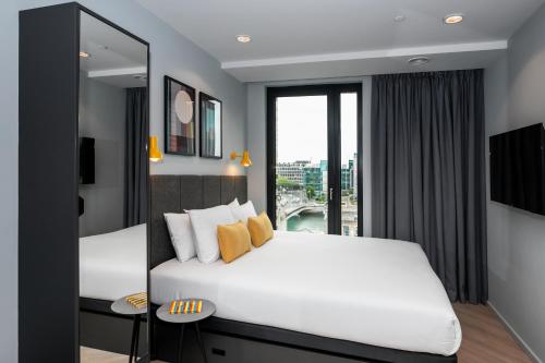 Staycity Aparthotels Dublin City Quay in Dublin