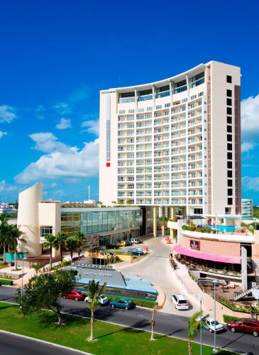 Krystal Urban Cancun & Beach Club in Cancún