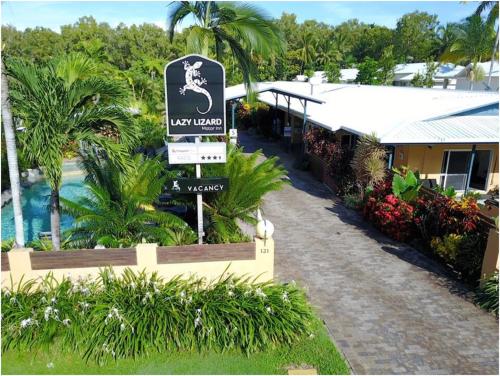 Lazy Lizard Motor Inn in Port Douglas