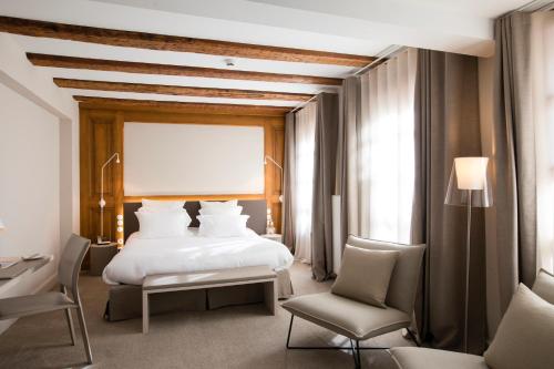Relais & Châteaux La Maison Des Têtes in Colmar