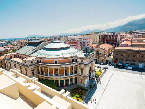 Hotel Politeama in Palermo