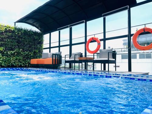 Shining Central Hotel & Spa in Hanoi